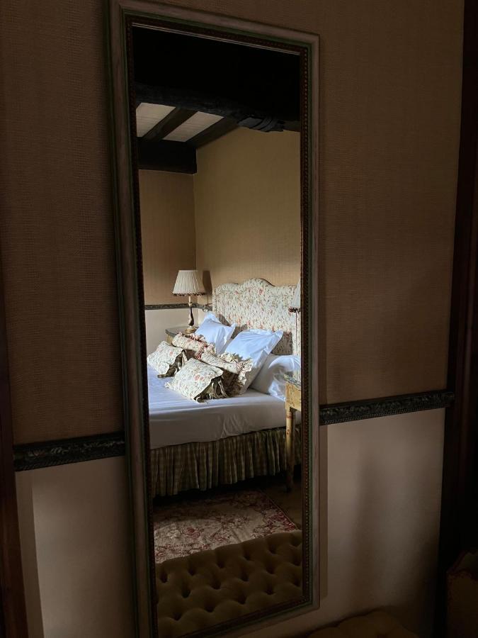 Palacio De Cutre Hotel La Goleta (Asturias)